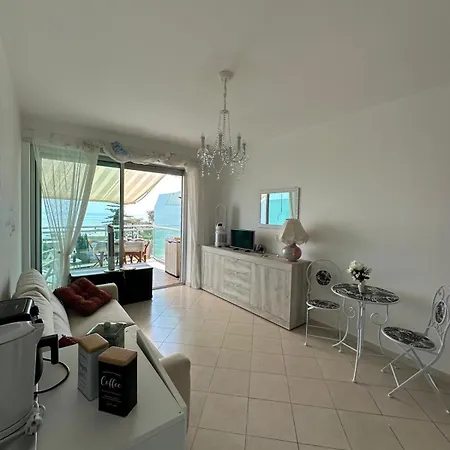 Casa Del Sole - Relax, Vista Mare, Garage Gratis A 5 Min Dal Centro Di 圣雷默